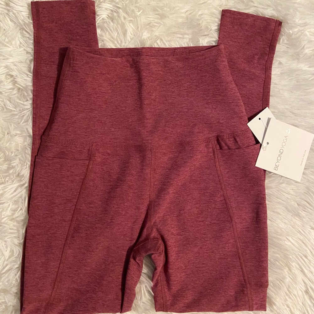 Beyond Yoga SpaceDye Out Of Pocket High Waisted Midi Leggings